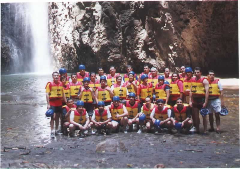Staff Del Campamento En Tlapacoyan Rio Filobobos Veracruz